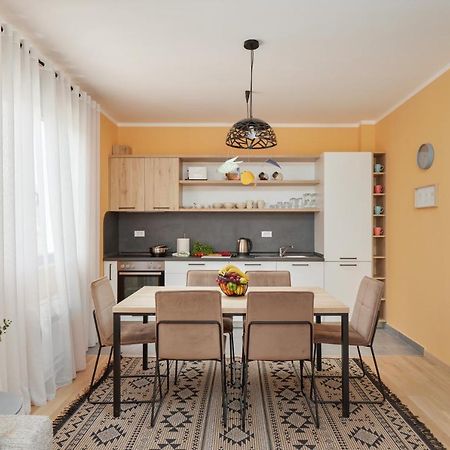 Premium-Designed Apartments Tivat Eksteriør bilde
