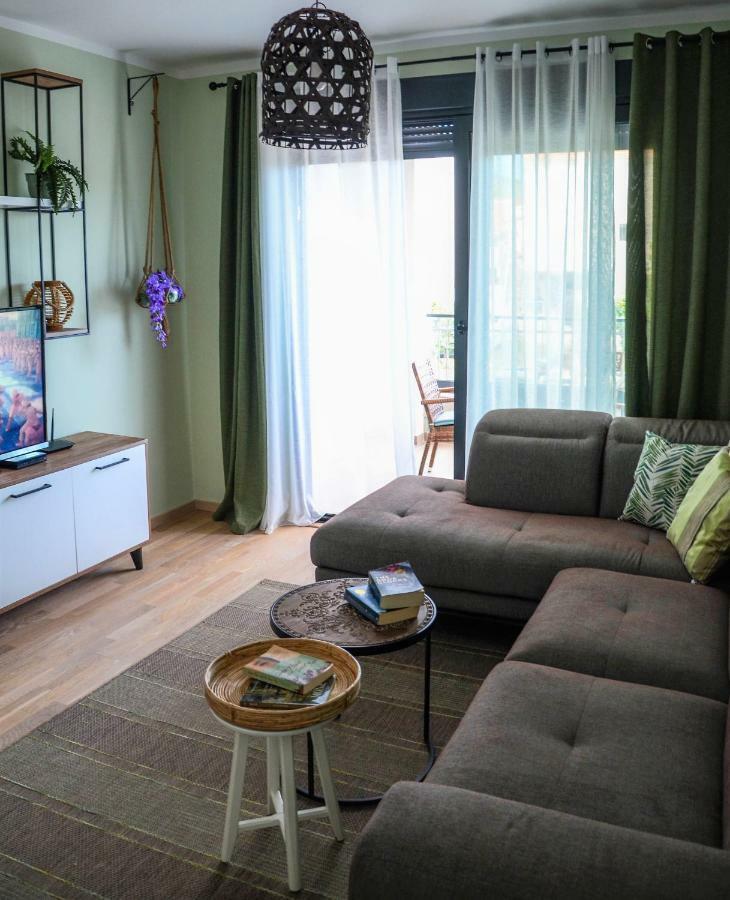 Premium-Designed Apartments Tivat Eksteriør bilde