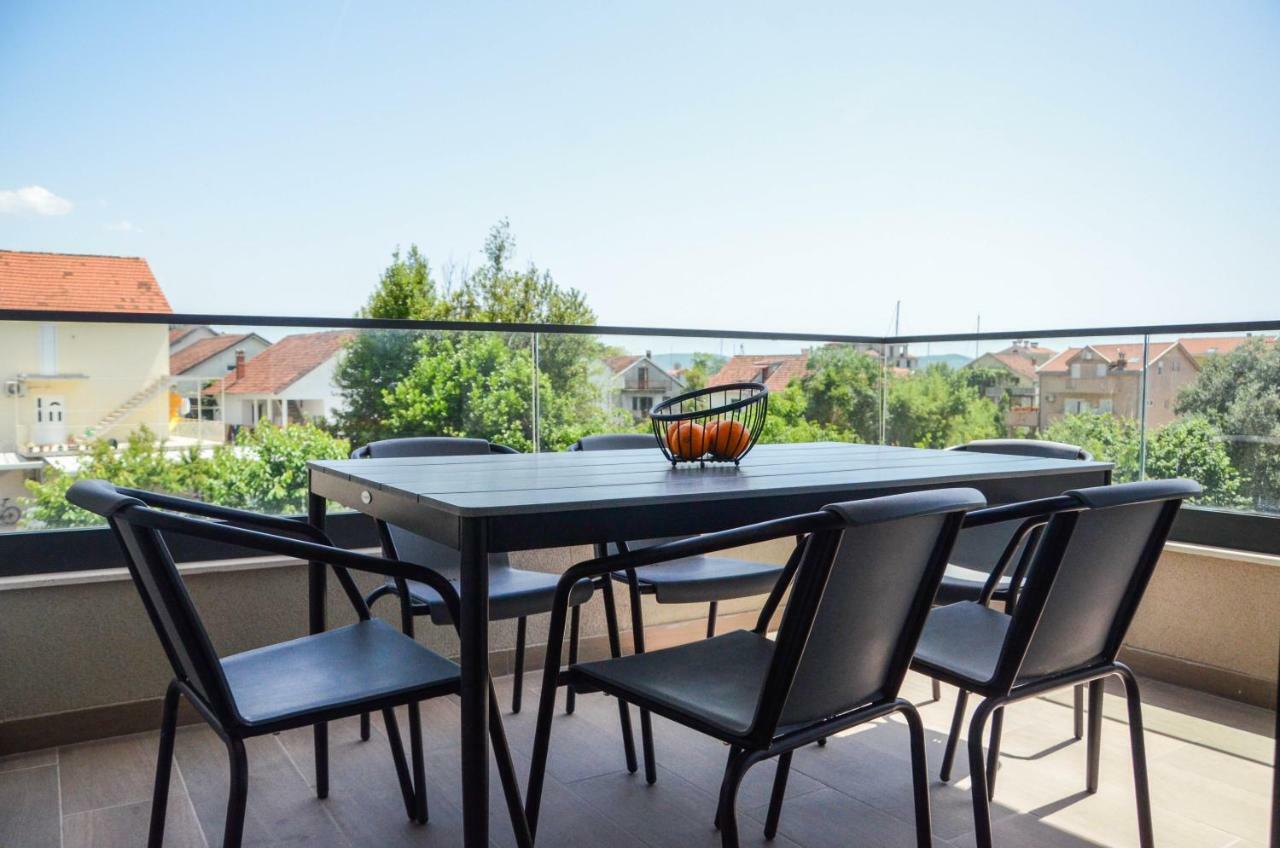 Premium-Designed Apartments Tivat Eksteriør bilde